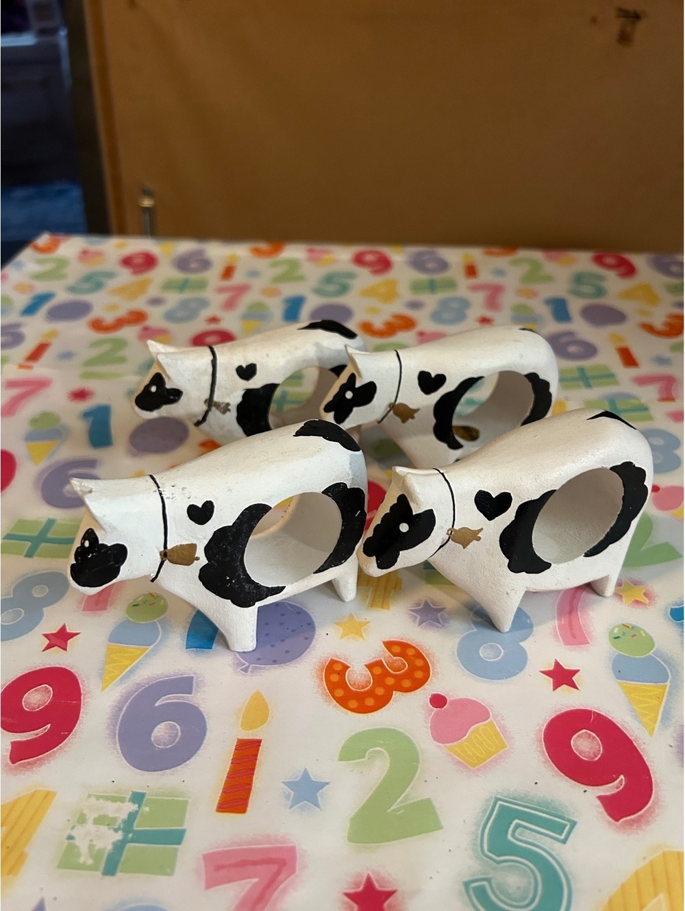 Set of 4 cow napkin rings